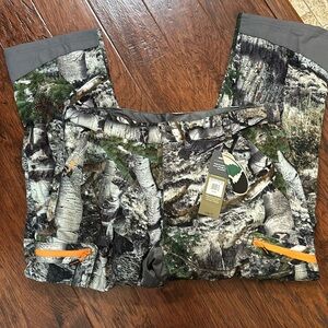 men’s Mossy oak camouflage pants, extra large
